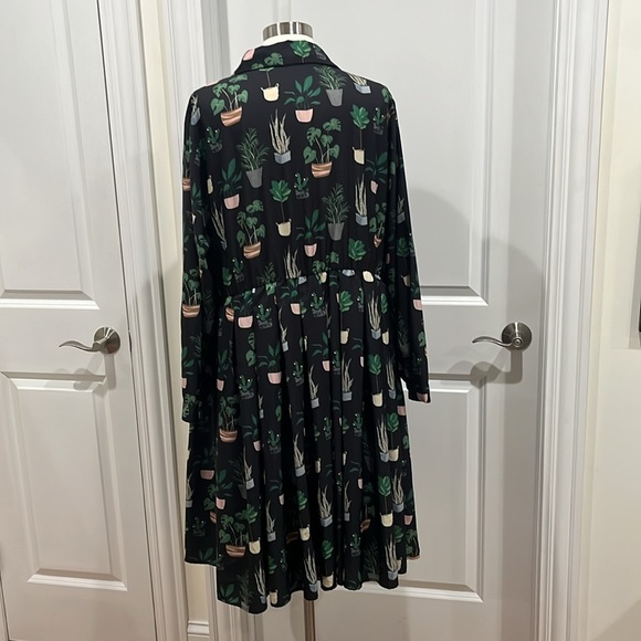 Eloquii Dress Potted Plants Fit & Flare Black Size 22 - Picture 6 of 15